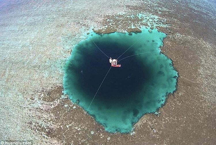Buraco azul mais profundo na China.