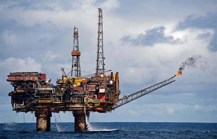Extração de petróleo no Mar do Norte 