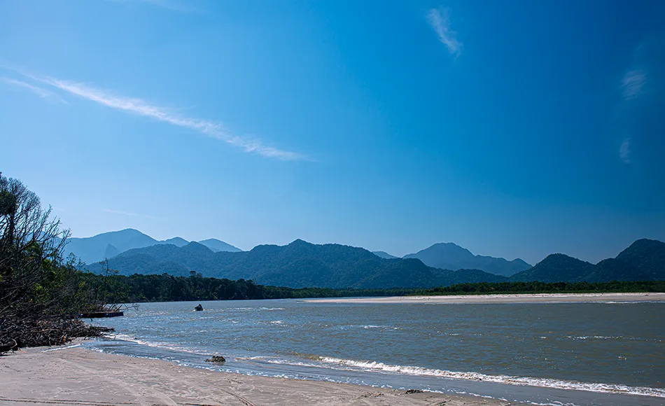 praia no lagamar