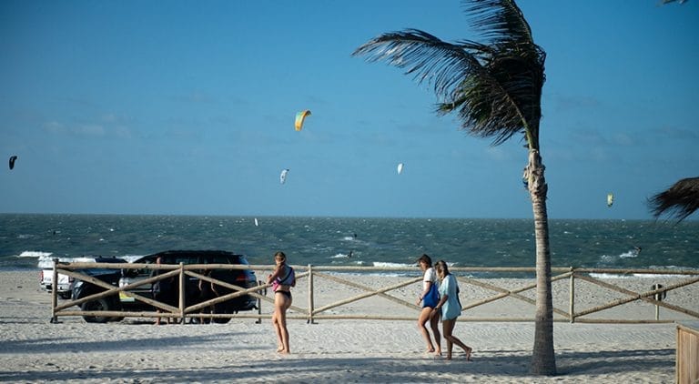 kitesurfe na praia do Preá, CE