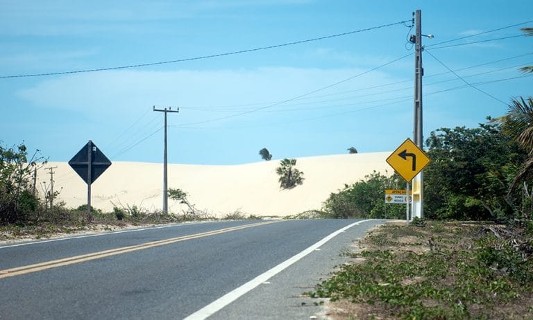 dunas em estrada, CE