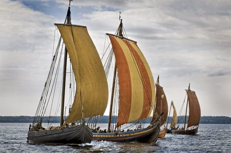 Navios Vikings, drakkar