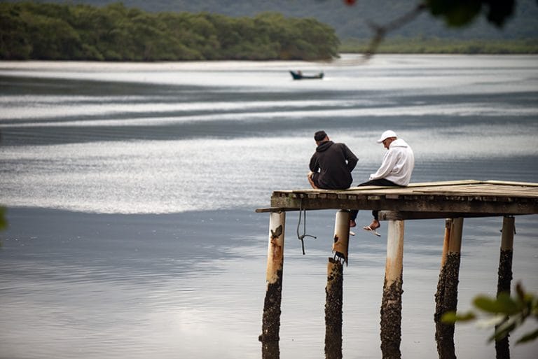 pier da comunidade caiçara do Marujá, no Lagamar