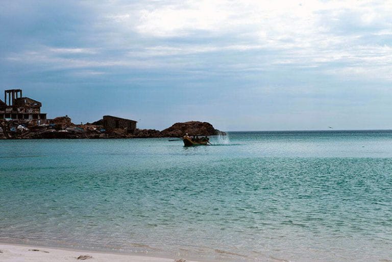 pesca da tainha por caiçaras de Arraial do Cabo.