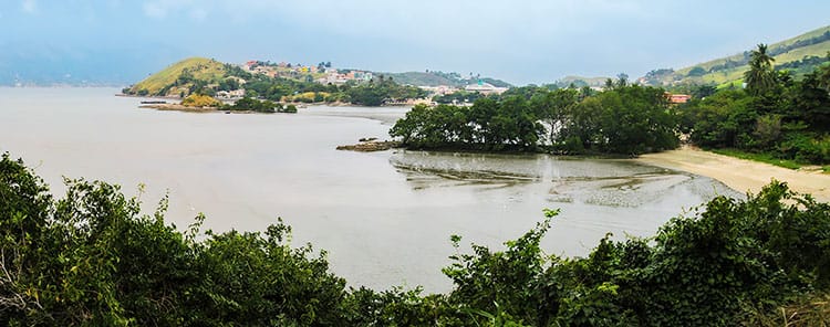 Baía e Mangue do Araçá.