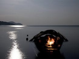 Ciganos do mar, os Moken estão ameaçados pelo turismo