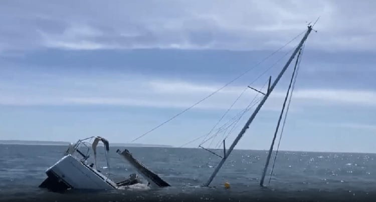 veleiro afundando depois de encontro com orcas ibéricas