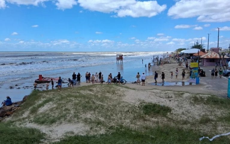 monumento abatido pela primeira ressaca de 2026 no RS