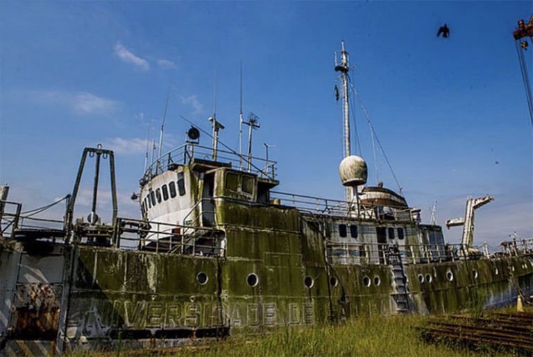 navio oceanografico Prof. W. Besnard 