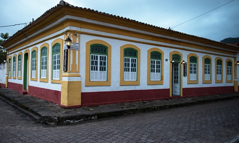 casa colonial Iguape