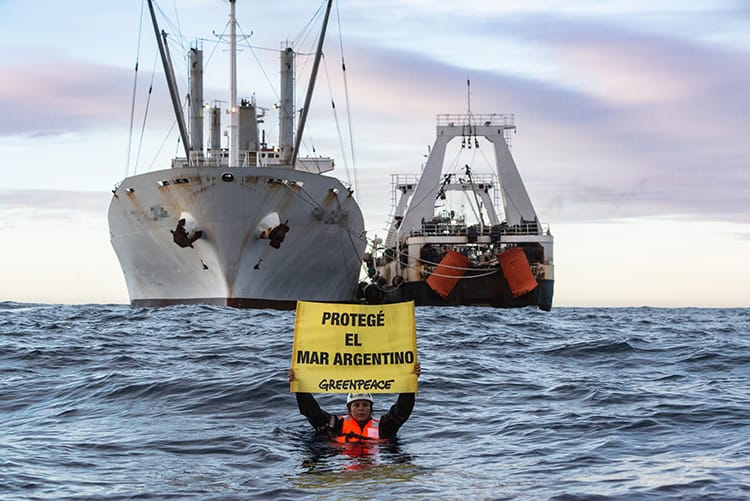 Pesca ilegal no mar argentino