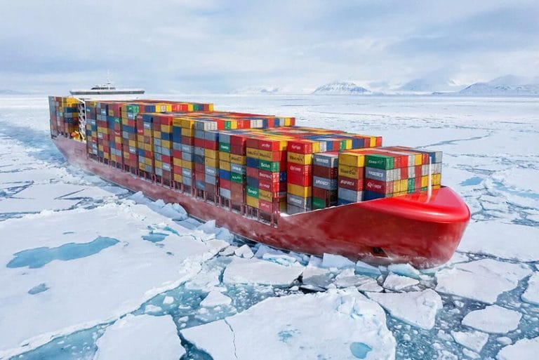 Projeto de navio de contêineres para a rota do Ártico