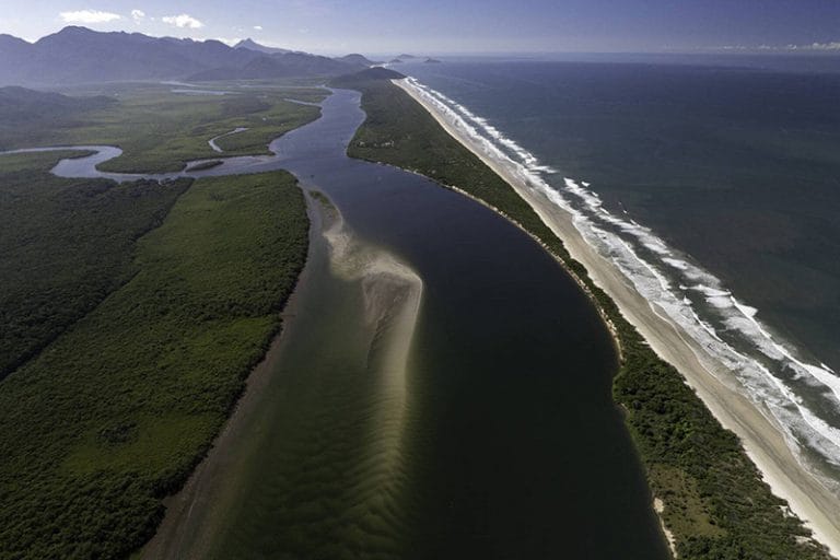 Estreito do Melão, Ilha do Cardoso.